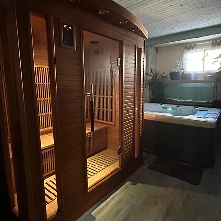 Chambre D'hote Avec Sauna & Jacuzzi Casa de hóspedes Les Lèves-et-Thoumeyragues
